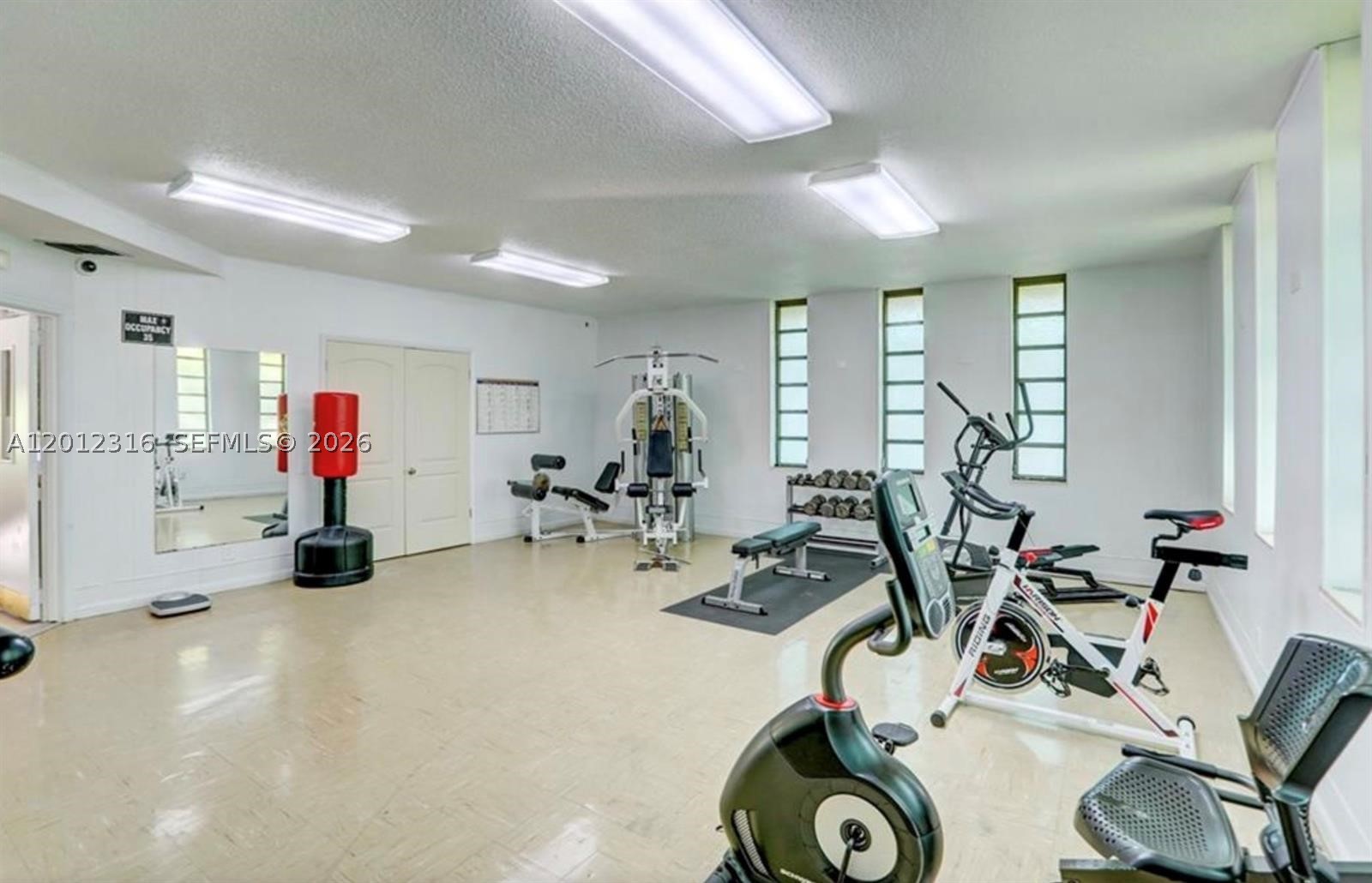 5031 W Oakland Park Blvd #103, Lauderdale Lakes FL 33313