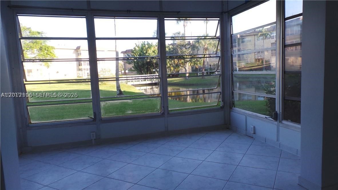 5031 W Oakland Park Blvd #103, Lauderdale Lakes FL 33313