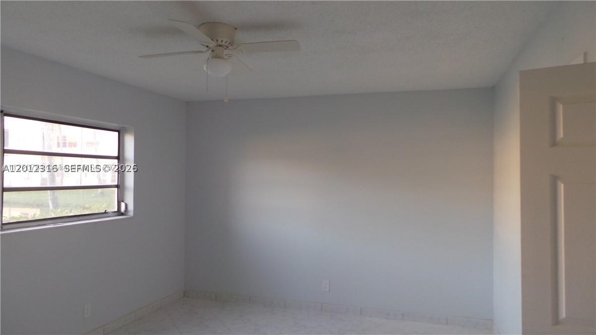 5031 W Oakland Park Blvd #103, Lauderdale Lakes FL 33313