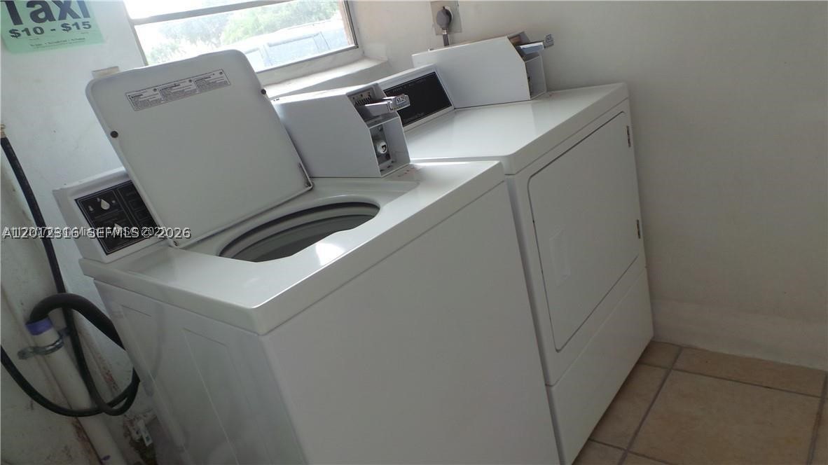 5031 W Oakland Park Blvd #103, Lauderdale Lakes FL 33313