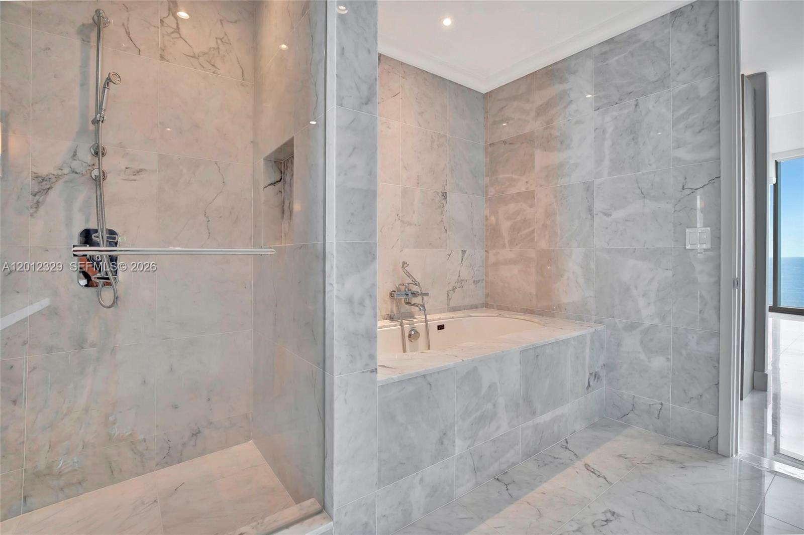 15701 Collins Ave #3804, Sunny Isles Beach FL 33160