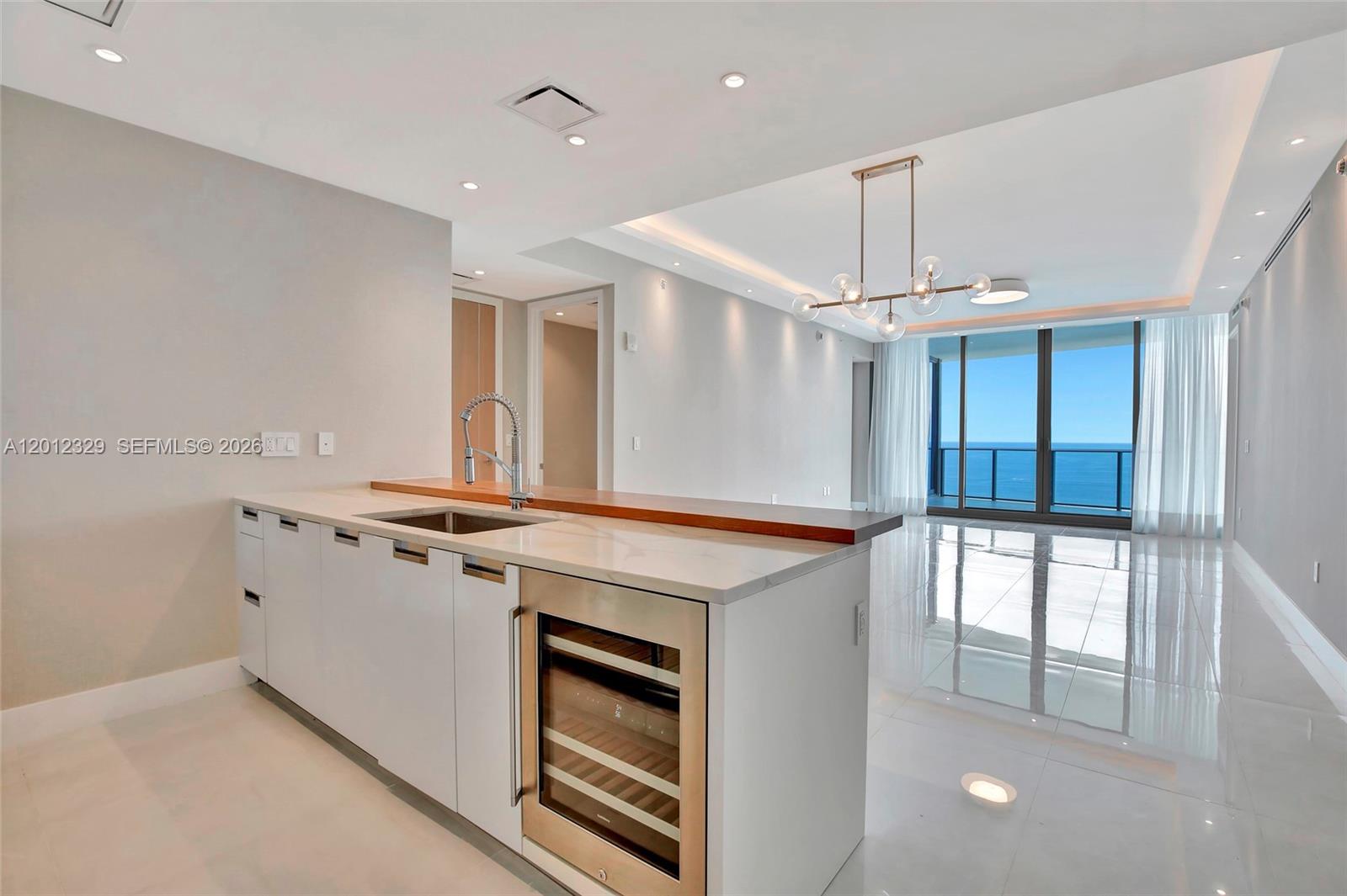 15701 Collins Ave #3804, Sunny Isles Beach FL 33160
