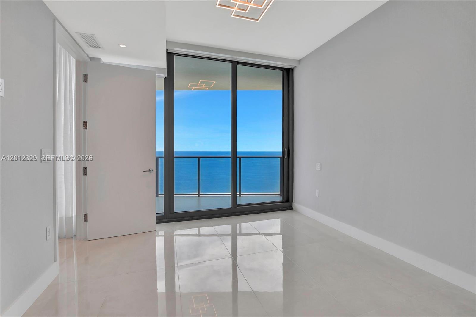 15701 Collins Ave #3804, Sunny Isles Beach FL 33160