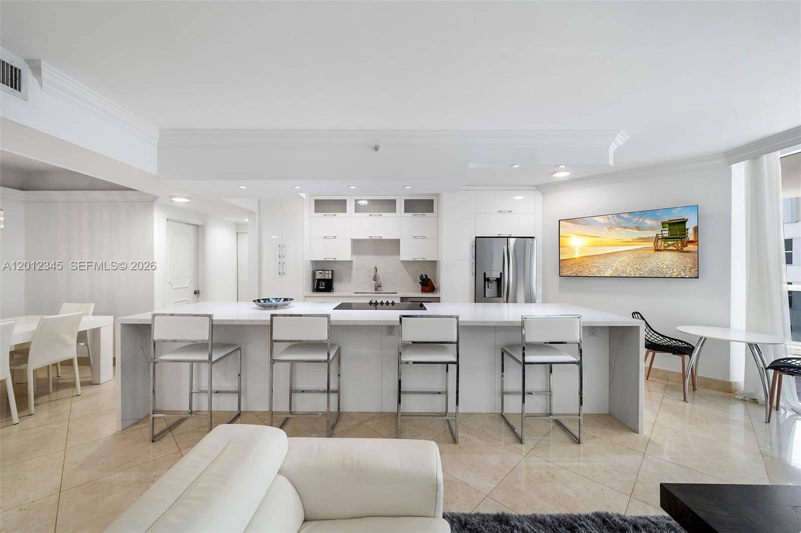 4775 Collins Ave #1504, Miami Beach FL 33140