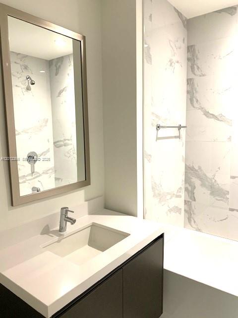 851 NE 1st Ave #2110, Miami FL 33132
