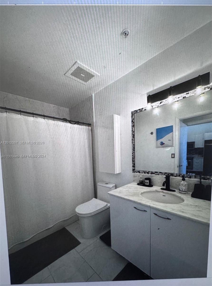 133 NE 2nd Ave #2003, Miami FL 33132
