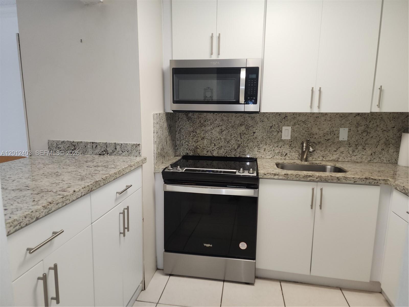 8990 SW 24th St #19, Miami FL 33165