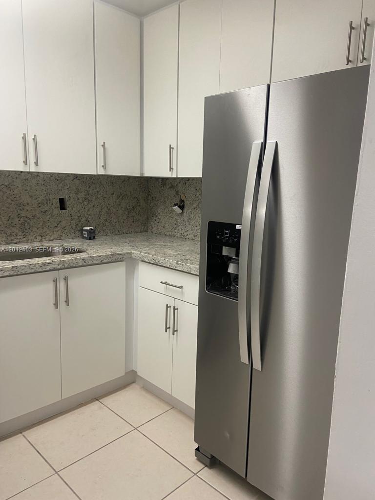 8990 SW 24th St #19, Miami FL 33165
