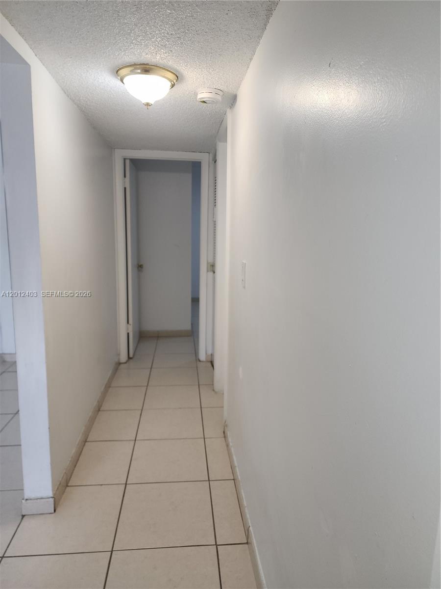 8990 SW 24th St #19, Miami FL 33165