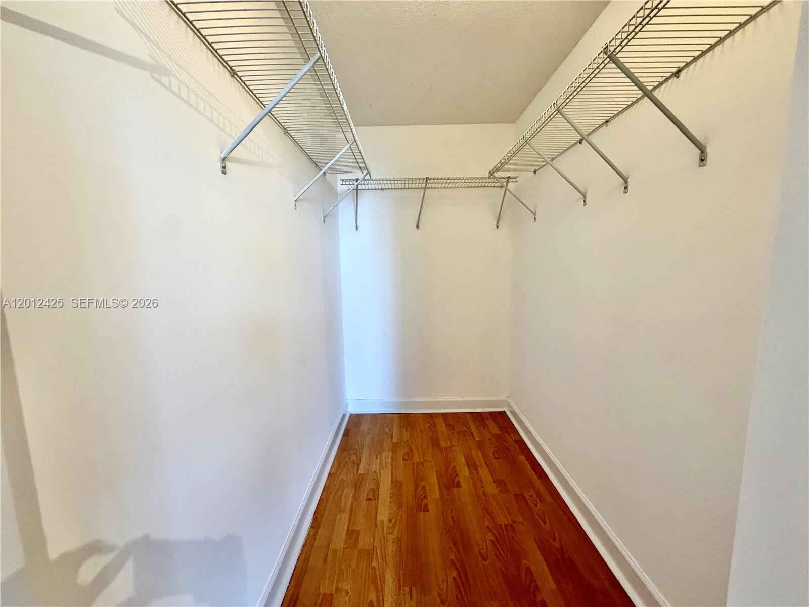 170 SE 14th St #2906, Miami FL 33131