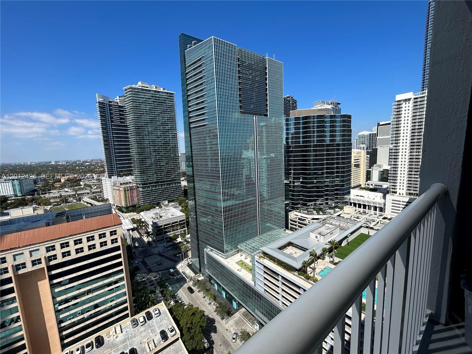 170 SE 14th St #2906, Miami FL 33131