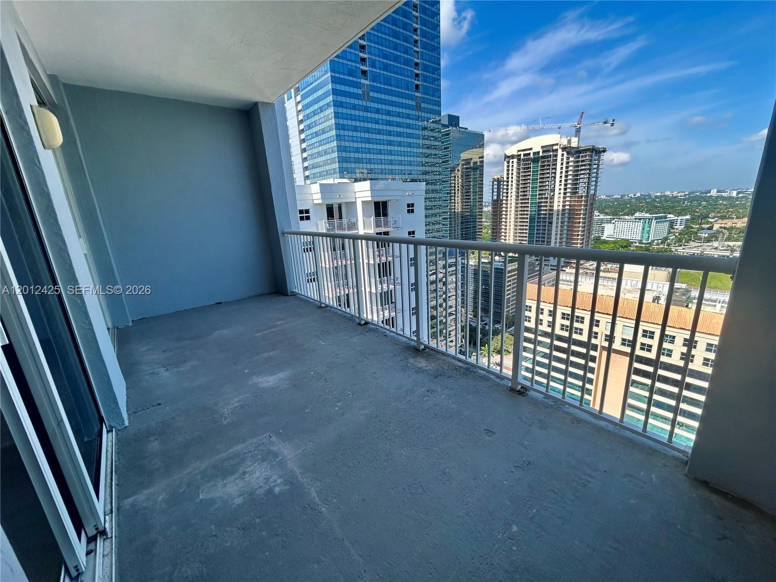 170 SE 14th St #2906, Miami FL 33131
