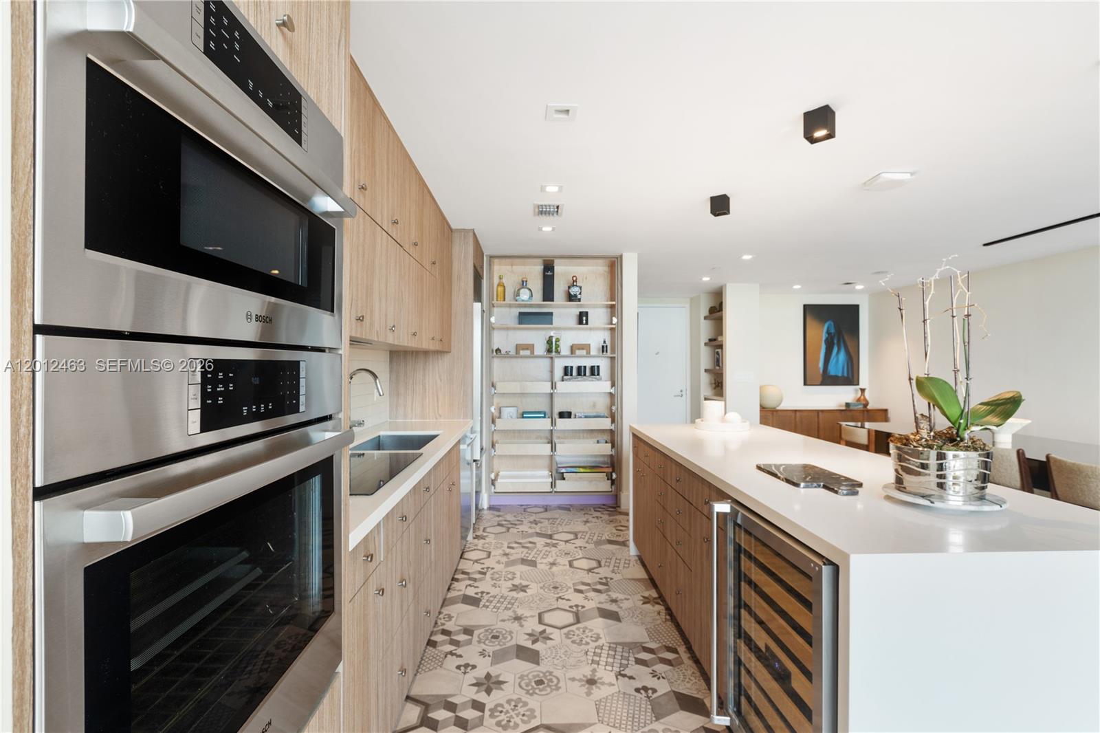 1040 Biscayne Blvd #1602, Miami FL 33132