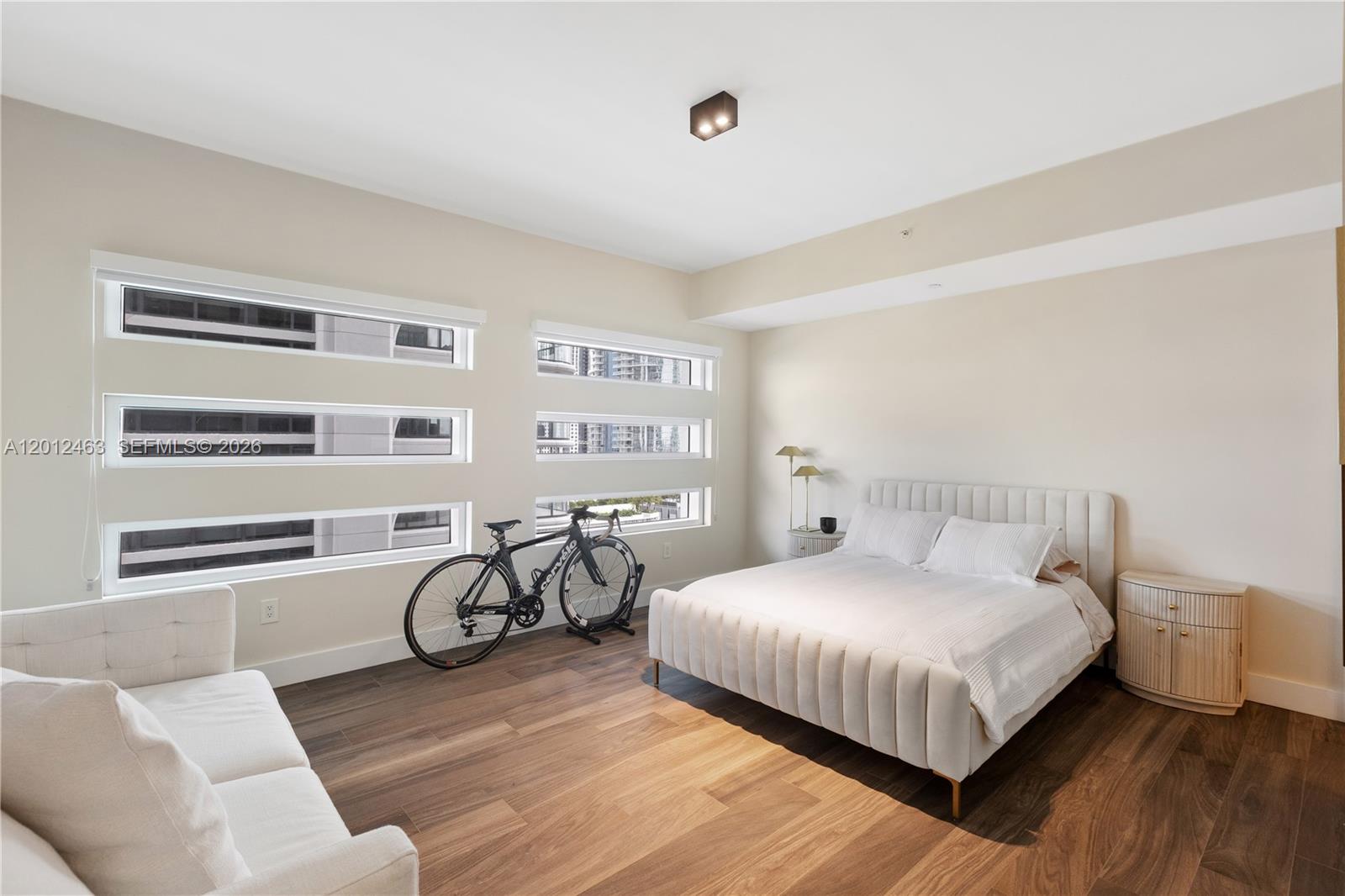 1040 Biscayne Blvd #1602, Miami FL 33132