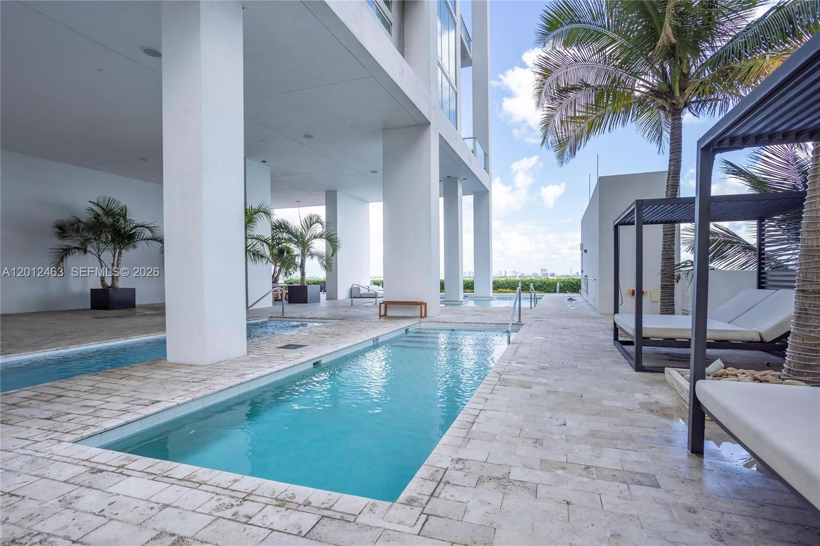 1040 Biscayne Blvd #1602, Miami FL 33132