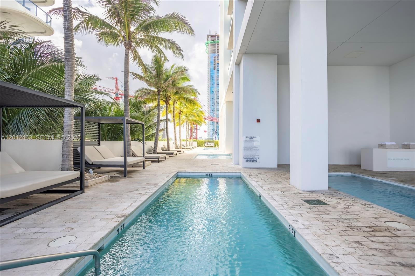 1040 Biscayne Blvd #1602, Miami FL 33132