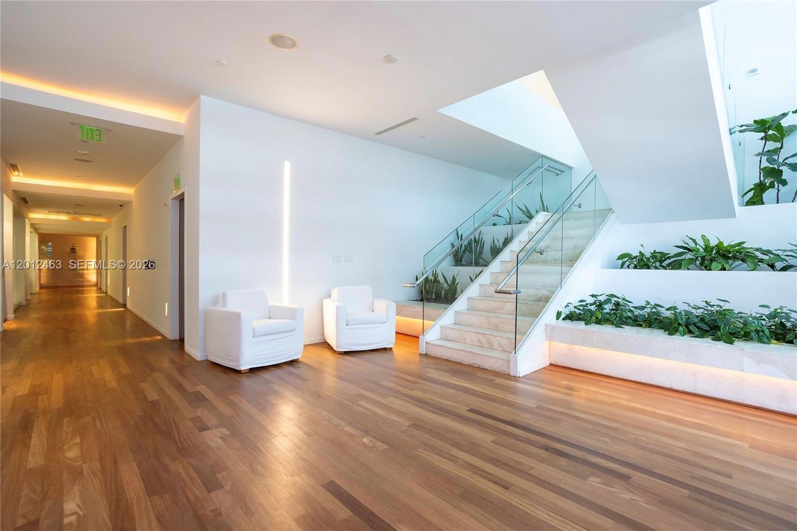 1040 Biscayne Blvd #1602, Miami FL 33132