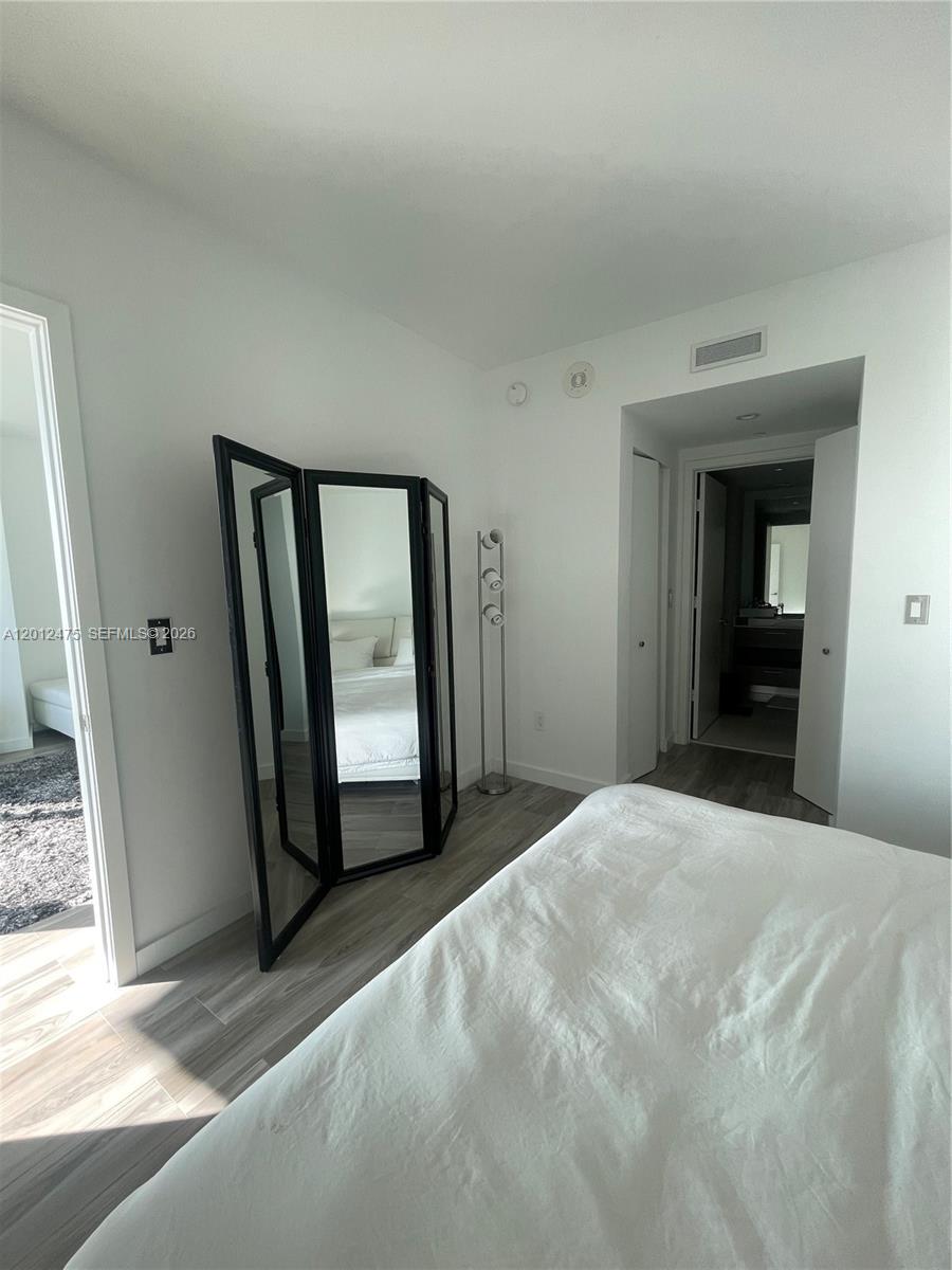1300 S Miami Ave #3203, Miami FL 33130
