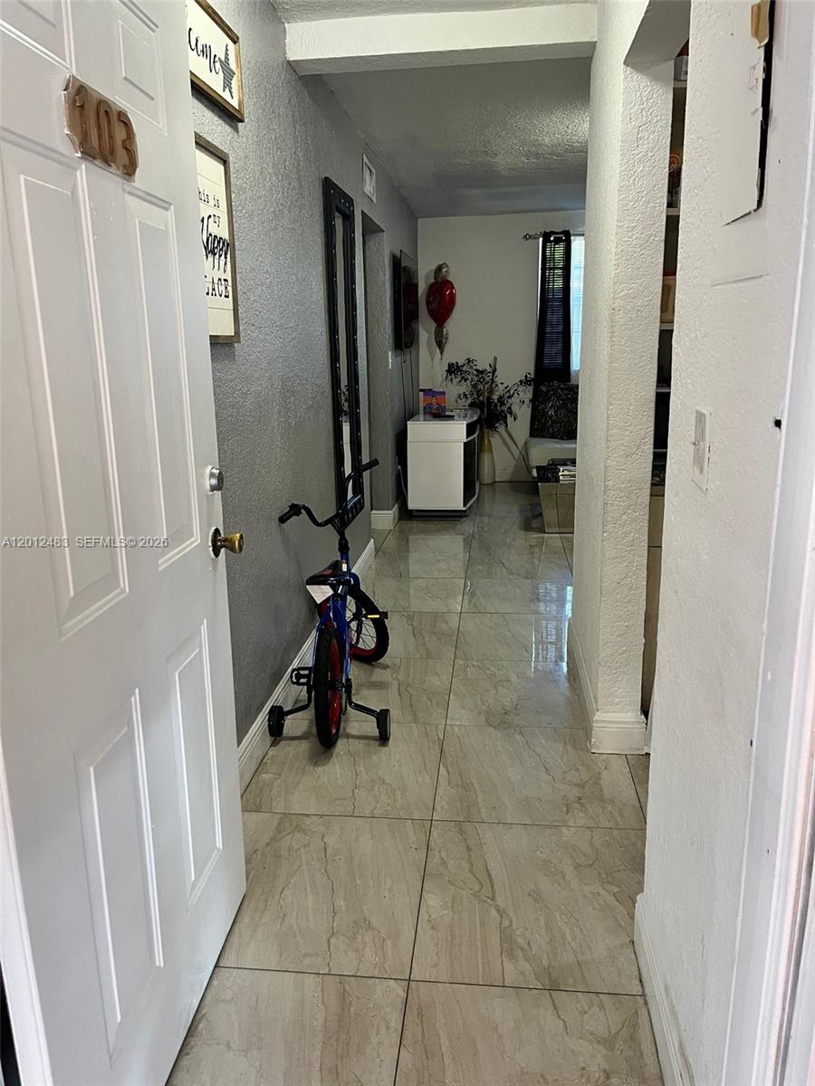 652 NW 3rd St #103, Miami FL 33128
