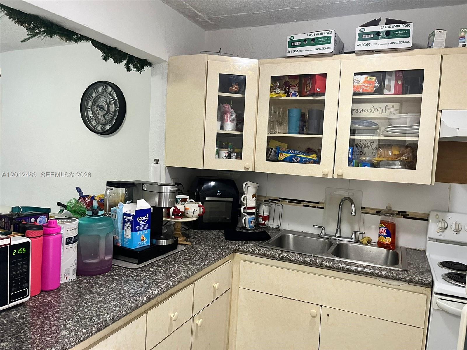 652 NW 3rd St #103, Miami FL 33128