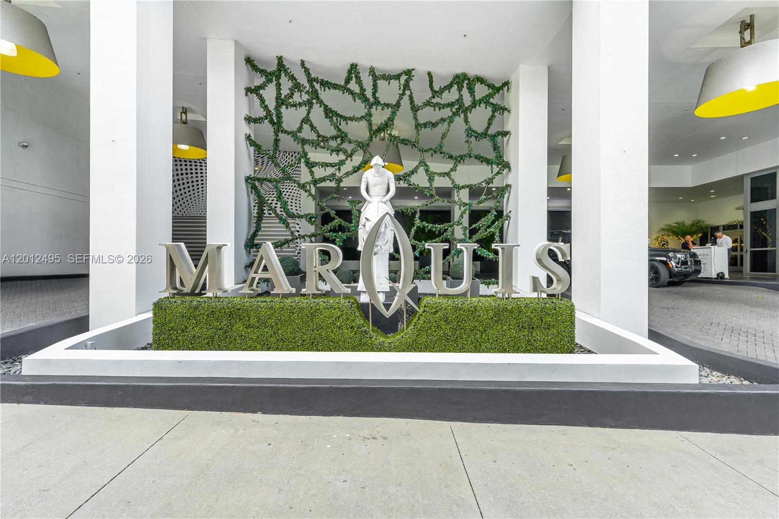 1100 Biscayne Blvd #5702, Miami FL 33132