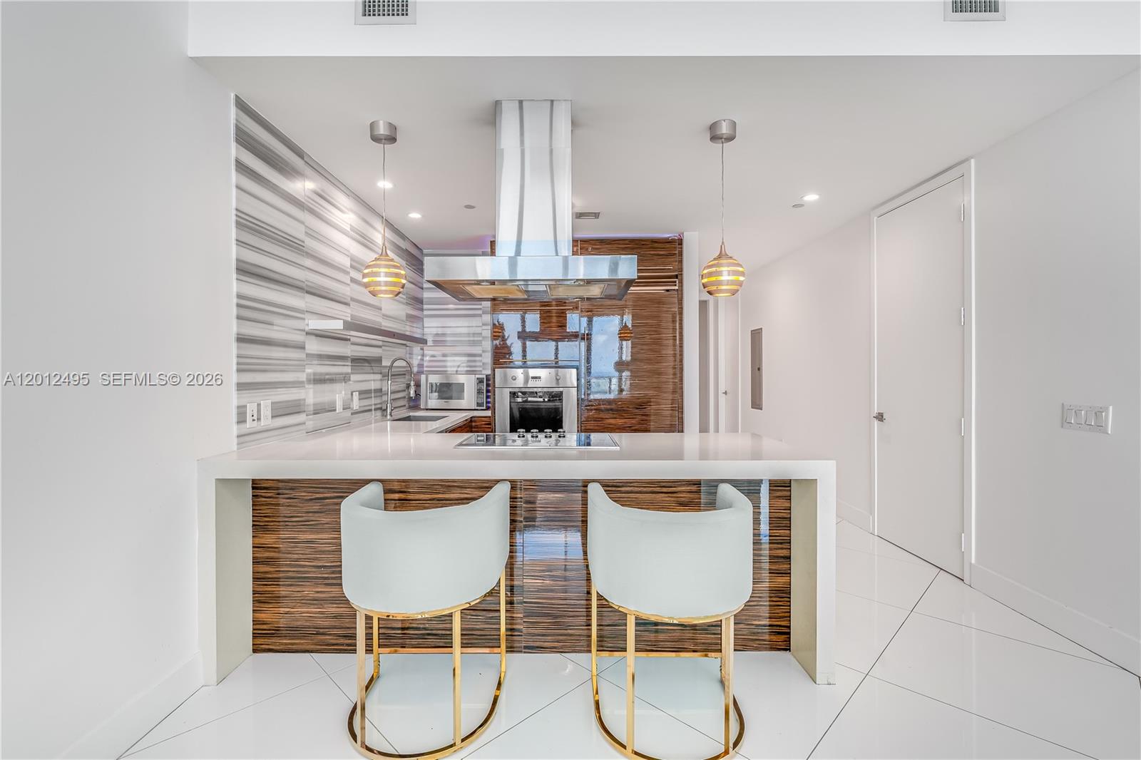 1100 Biscayne Blvd #5702, Miami FL 33132