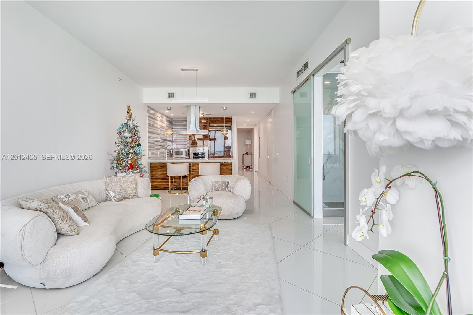 1100 Biscayne Blvd #5702, Miami FL 33132