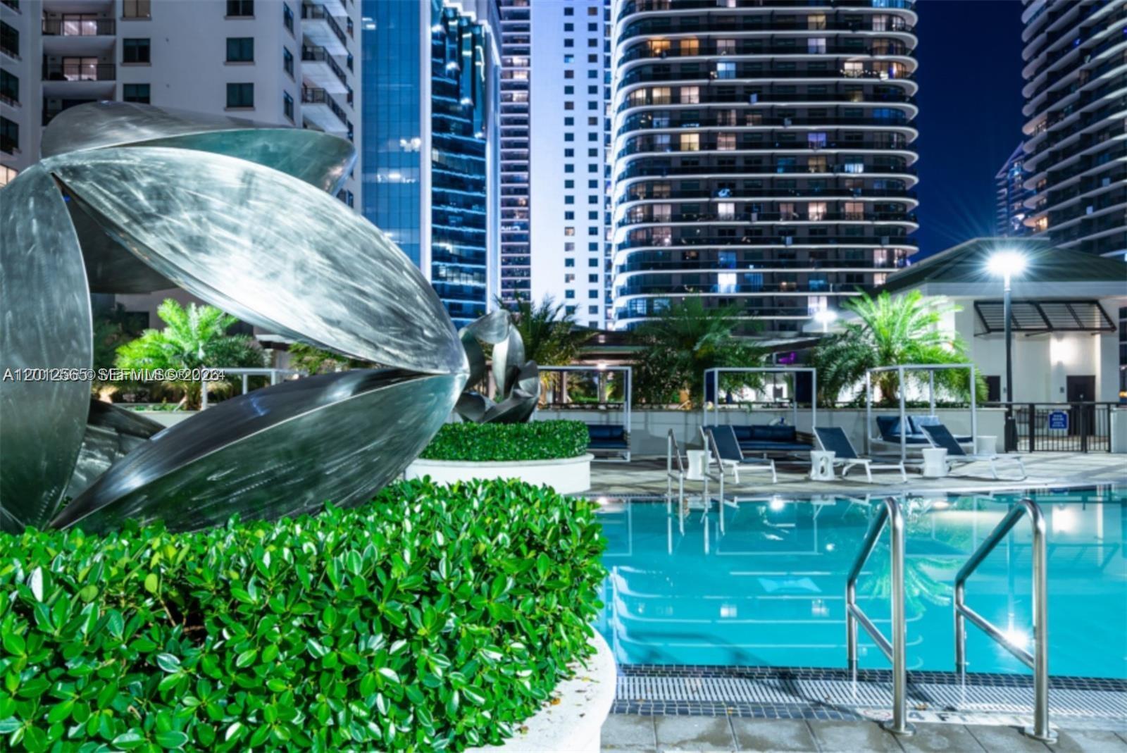 999 SW 1st Ave #1601, Miami FL 33130
