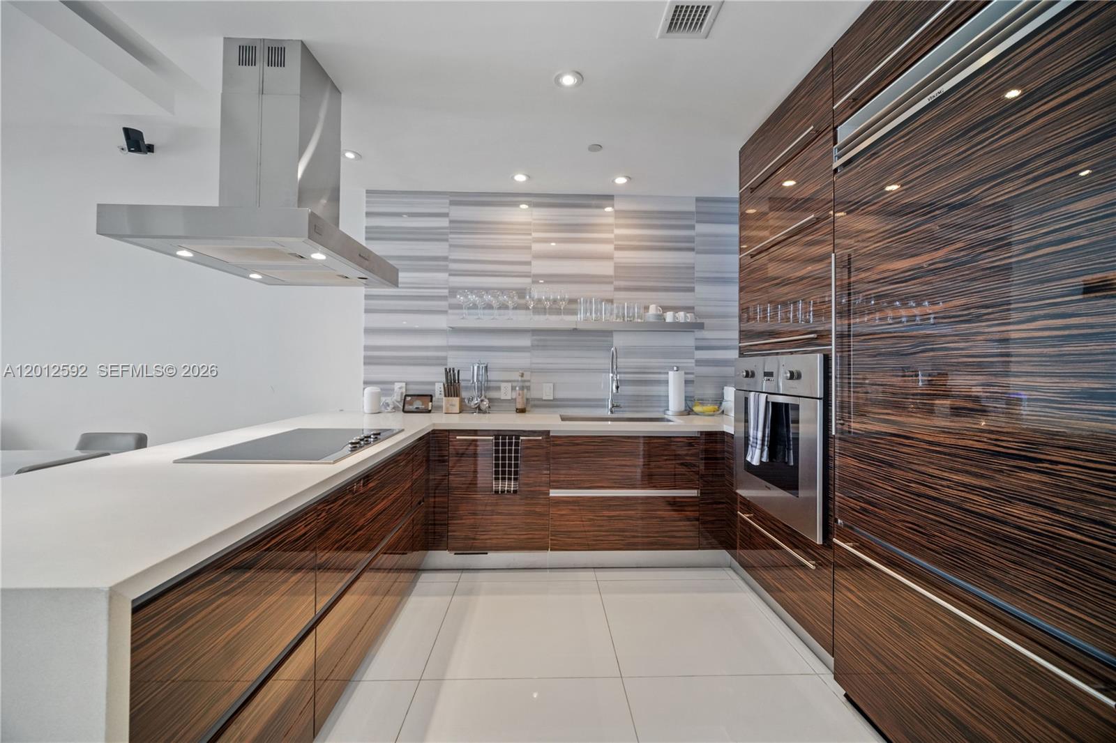 1100 Biscayne Blvd #5802, Miami FL 33132