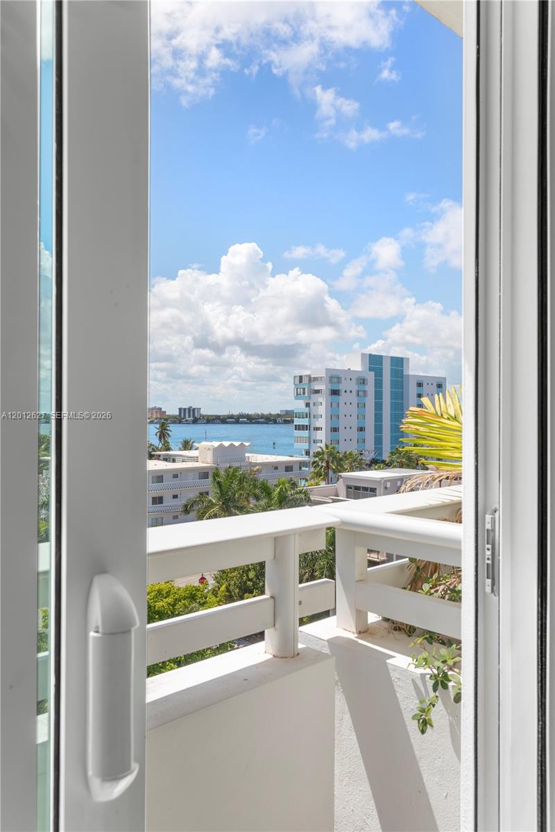 1150 102nd St #706, Bay Harbor Islands FL 33154