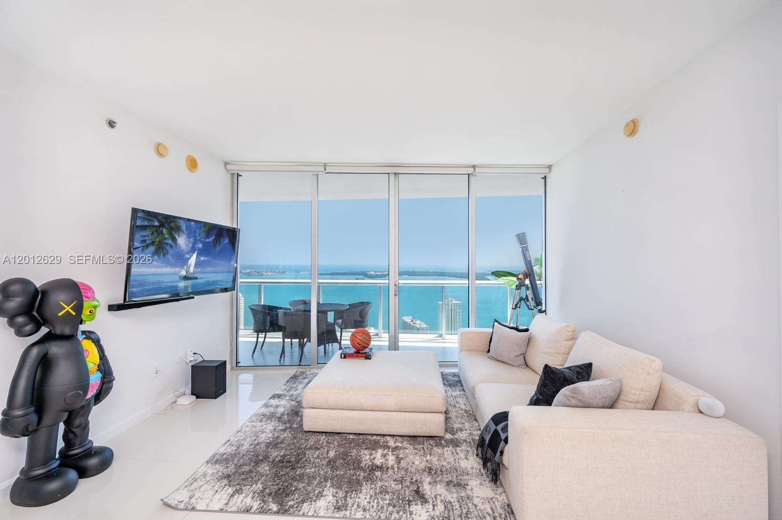 465 E Brickell Ave #5305, Miami FL 33131