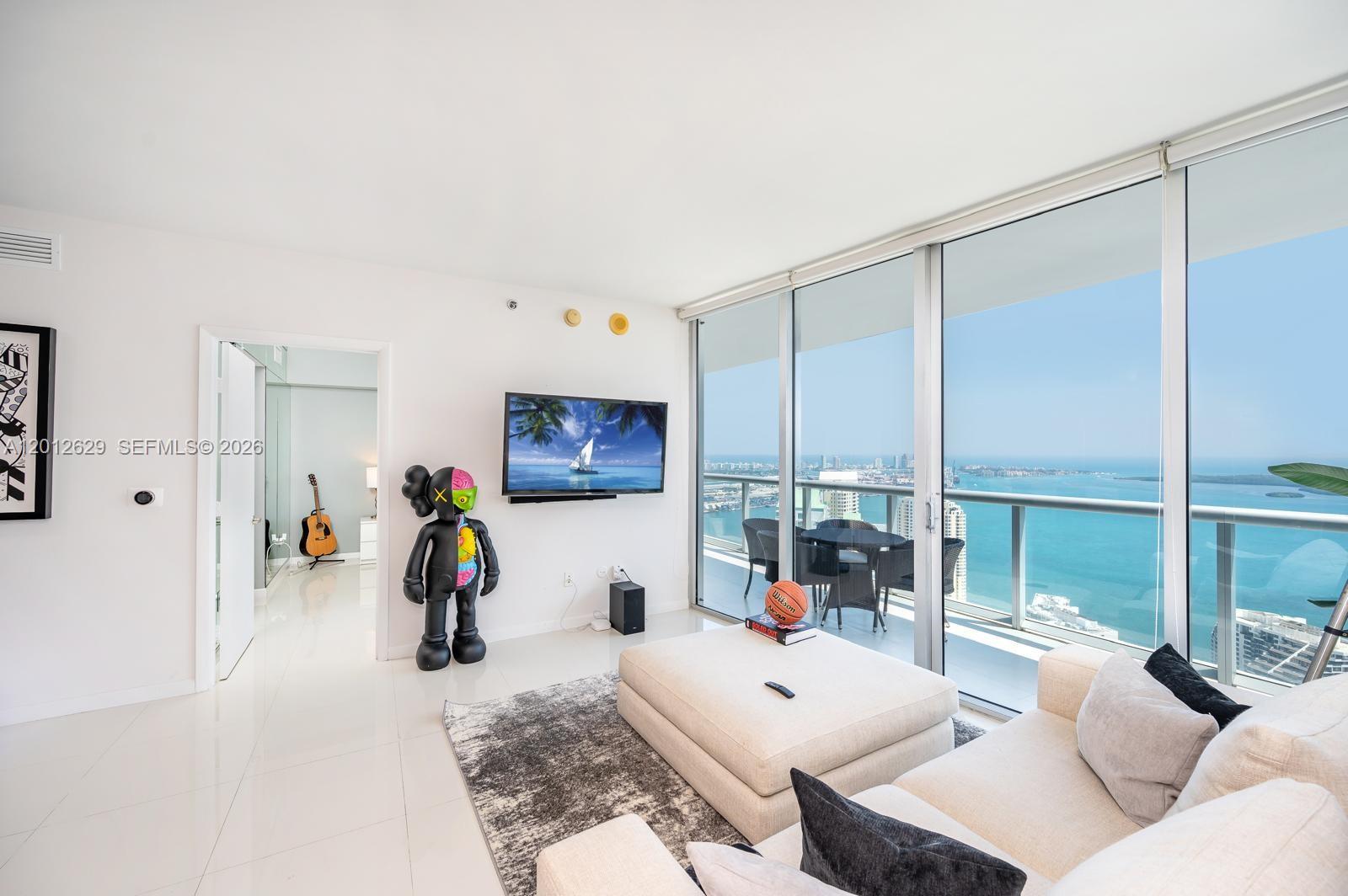 465 E Brickell Ave #5305, Miami FL 33131
