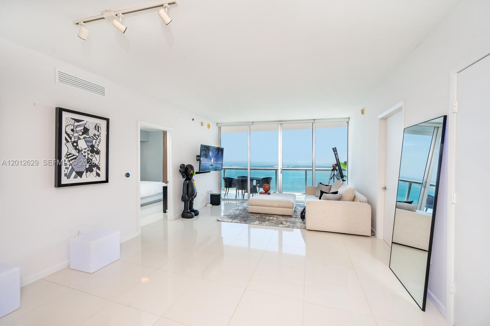 465 E Brickell Ave #5305, Miami FL 33131