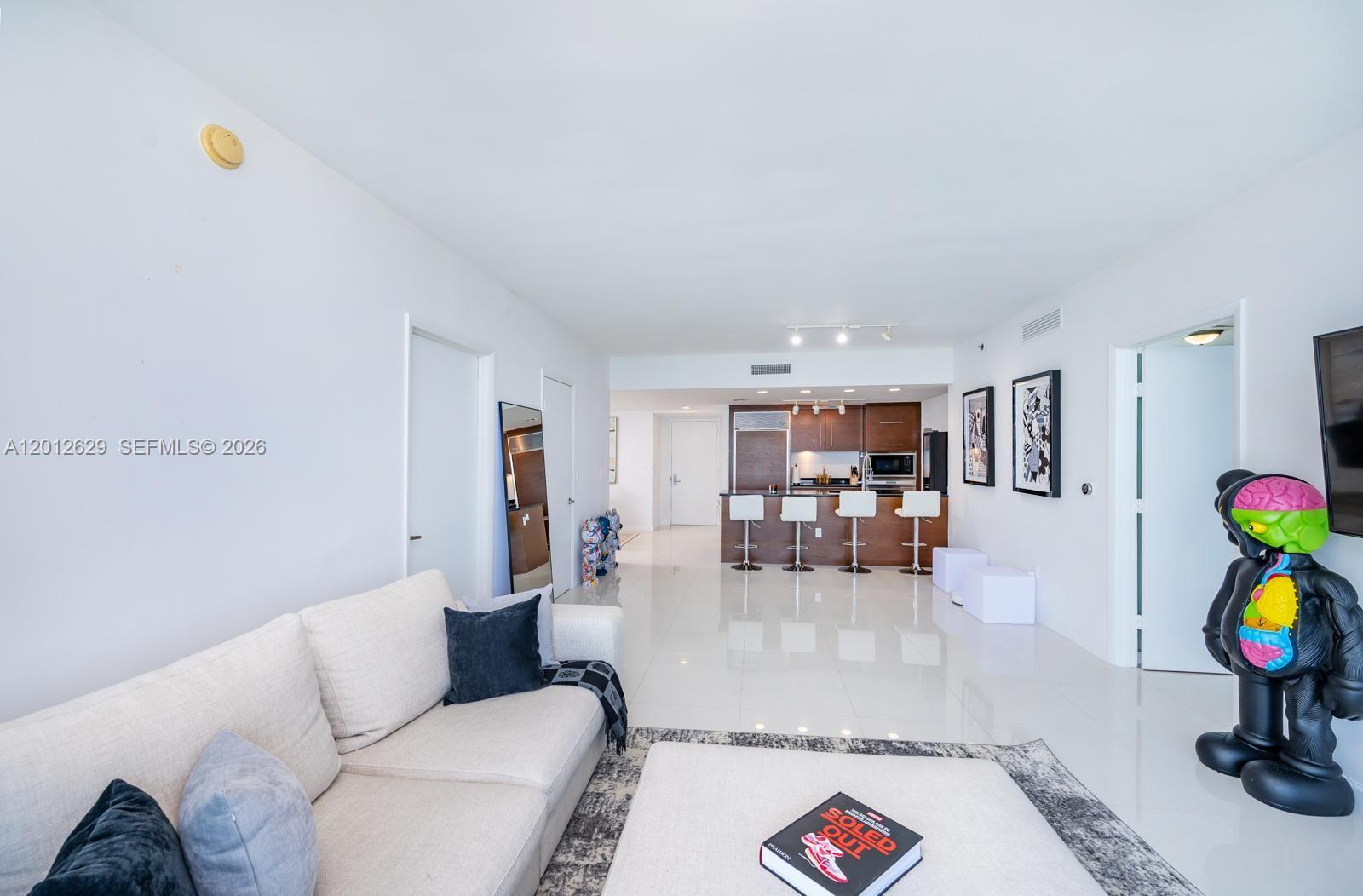 465 E Brickell Ave #5305, Miami FL 33131