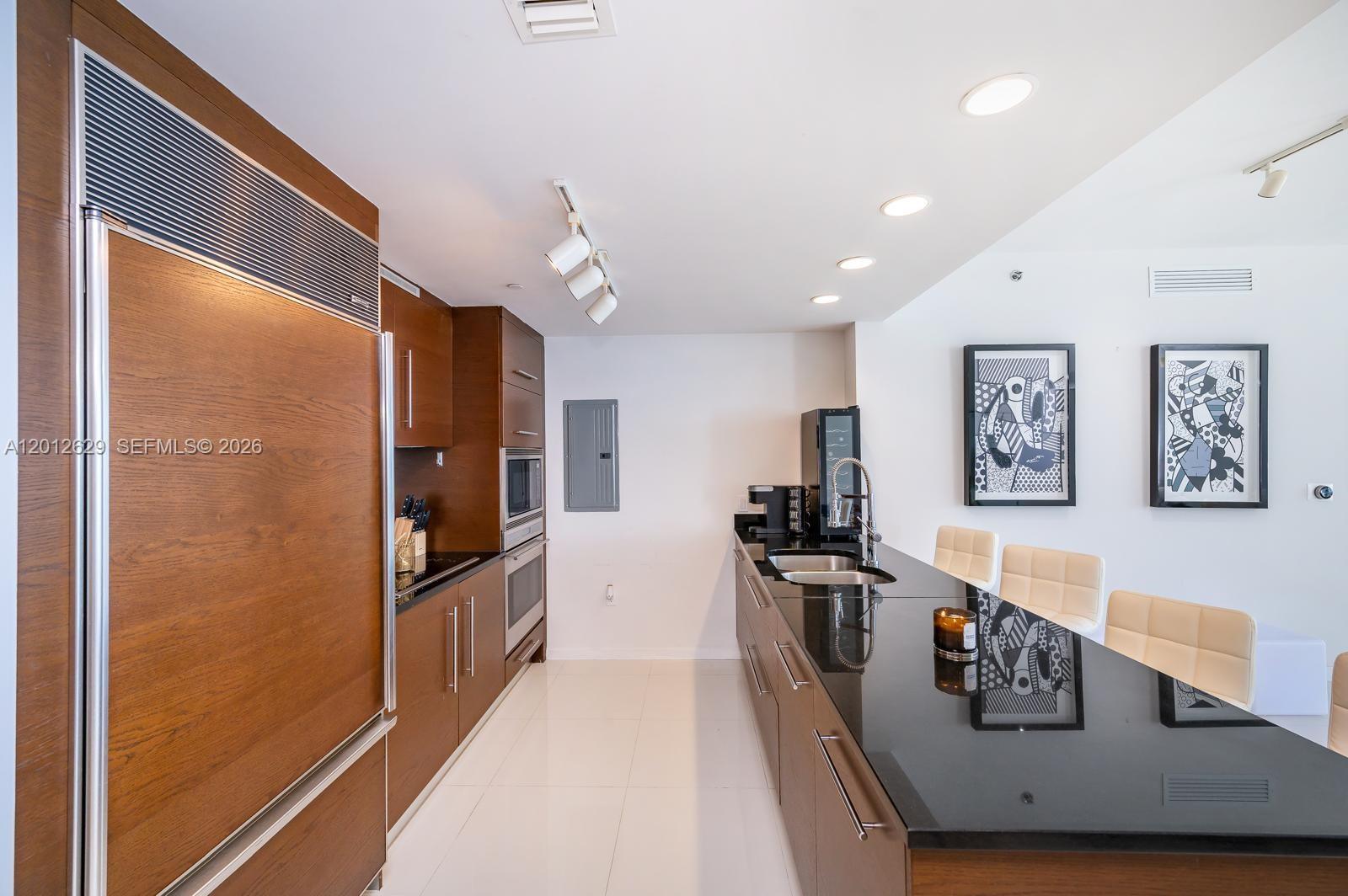 465 E Brickell Ave #5305, Miami FL 33131
