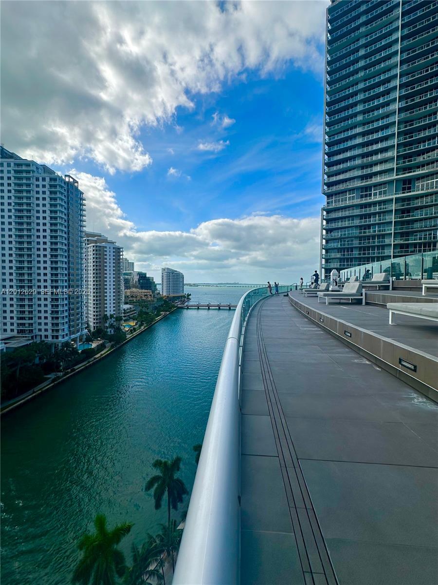 465 E Brickell Ave #5305, Miami FL 33131