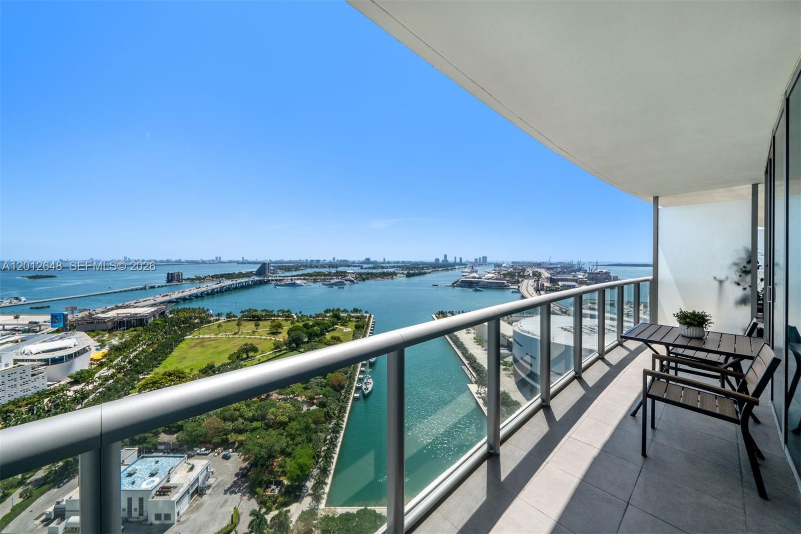 888 Biscayne Blvd #3111, Miami FL 33132