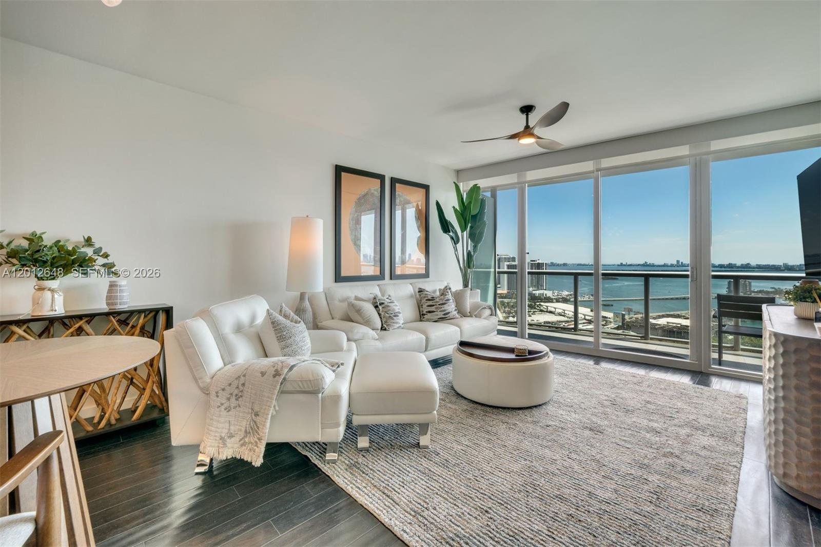 888 Biscayne Blvd #3111, Miami FL 33132