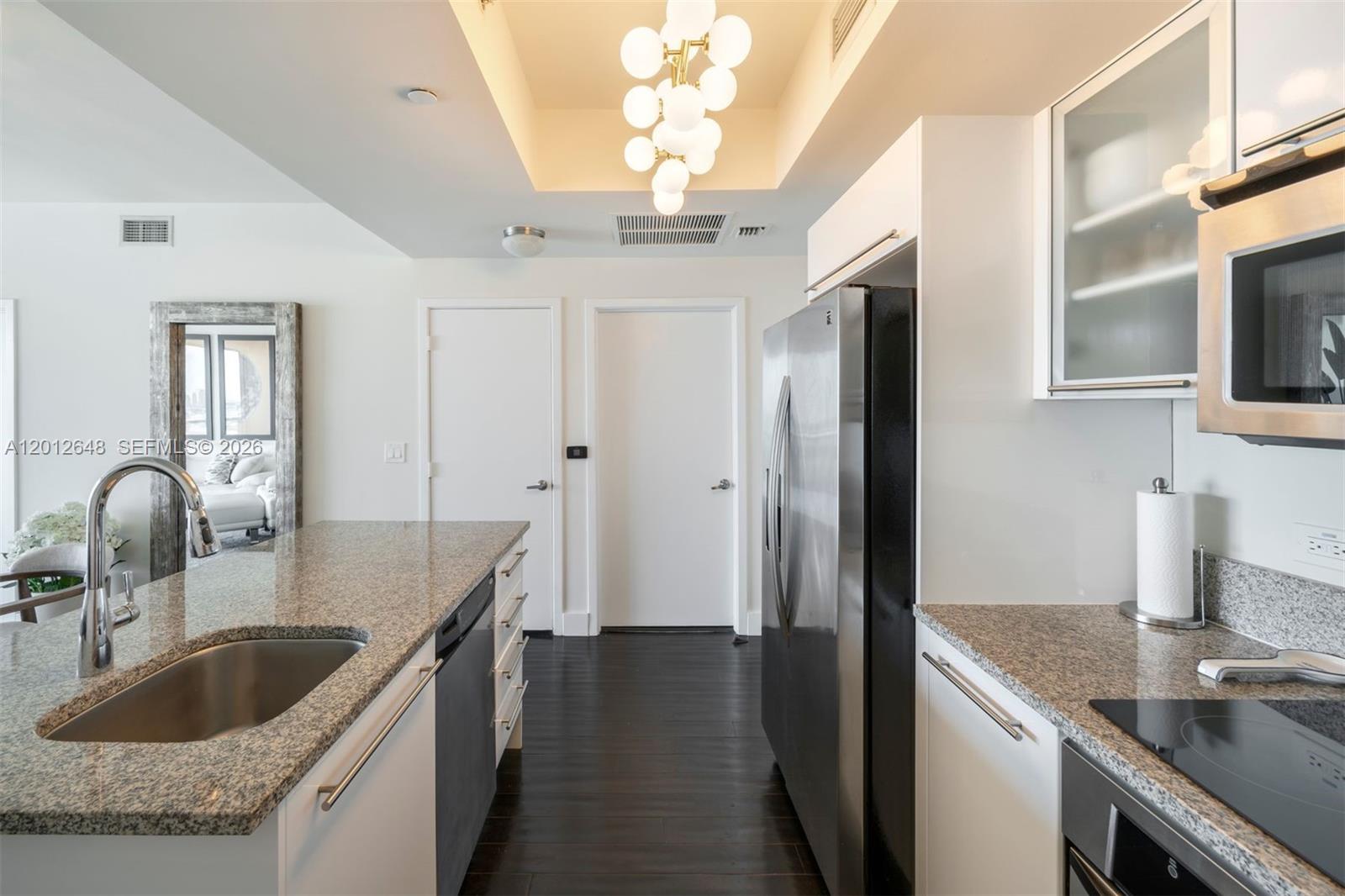 888 Biscayne Blvd #3111, Miami FL 33132