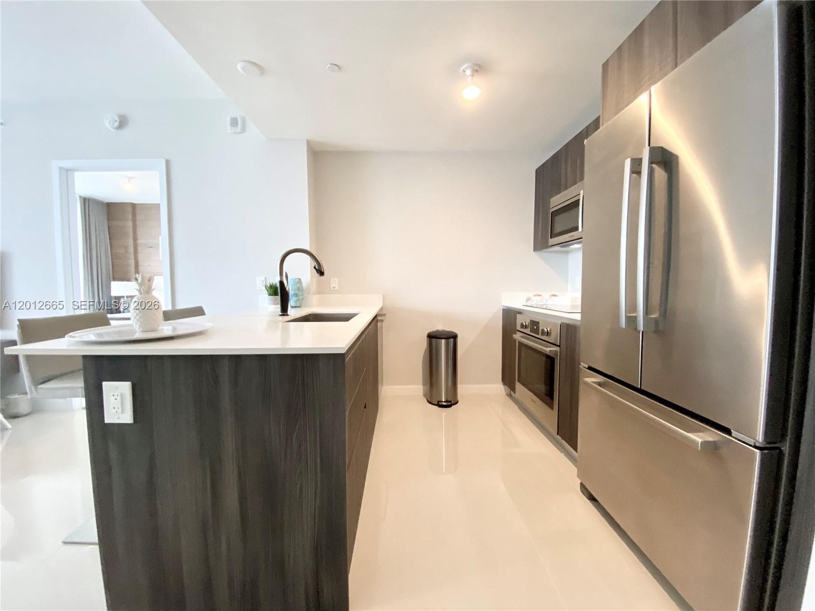 488 NE 18th St #3704, Miami FL 33132