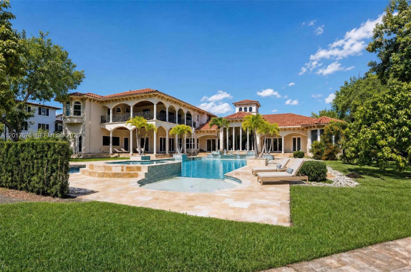 7480 SW 100th St, Pinecrest FL 33156