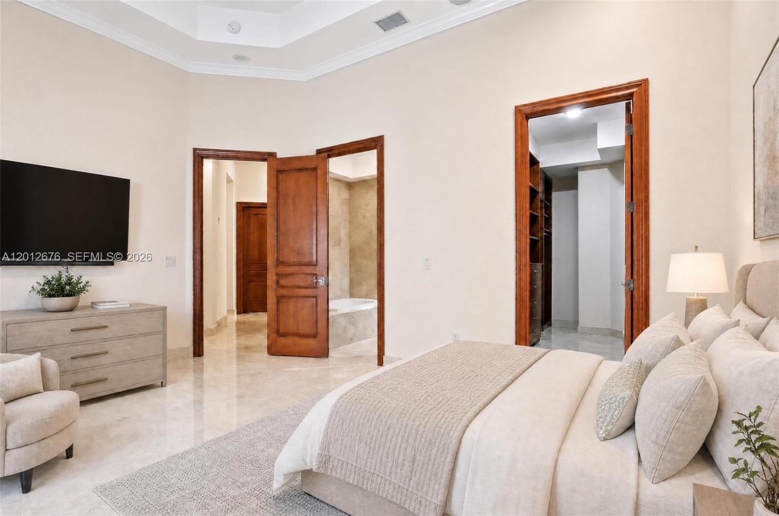 7480 SW 100th St, Pinecrest FL 33156