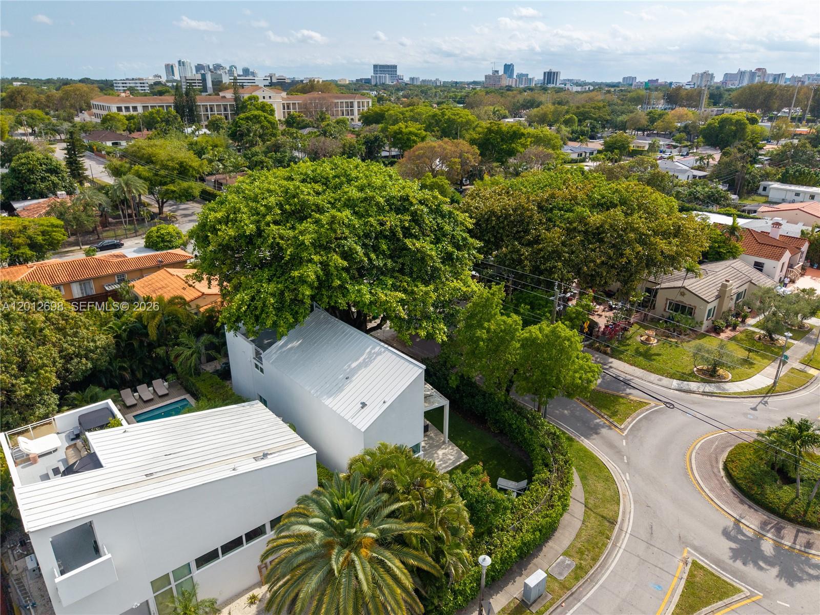 1898 SW 17th St, Miami FL 33145