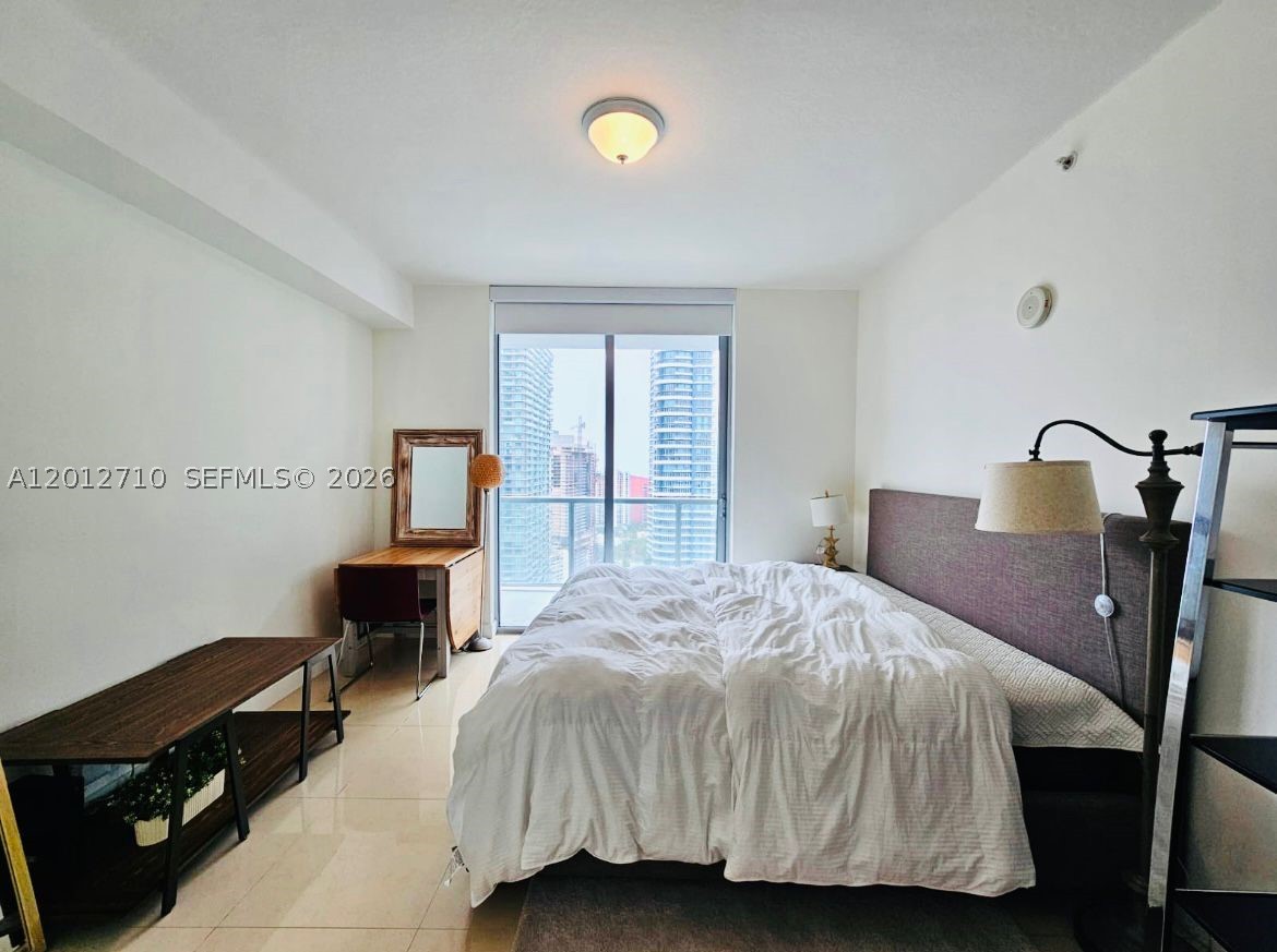 1111 SW 1st Ave #3517-N, Miami FL 33130