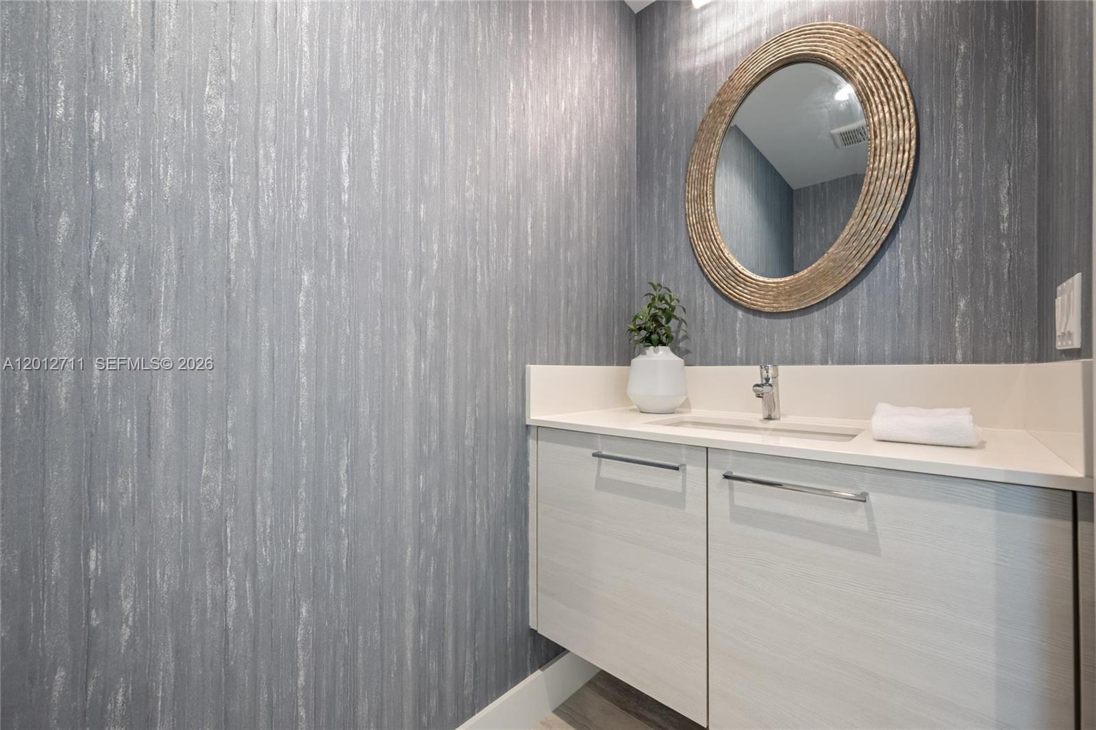 100 E Las Olas Blvd #3201, Fort Lauderdale FL 33301