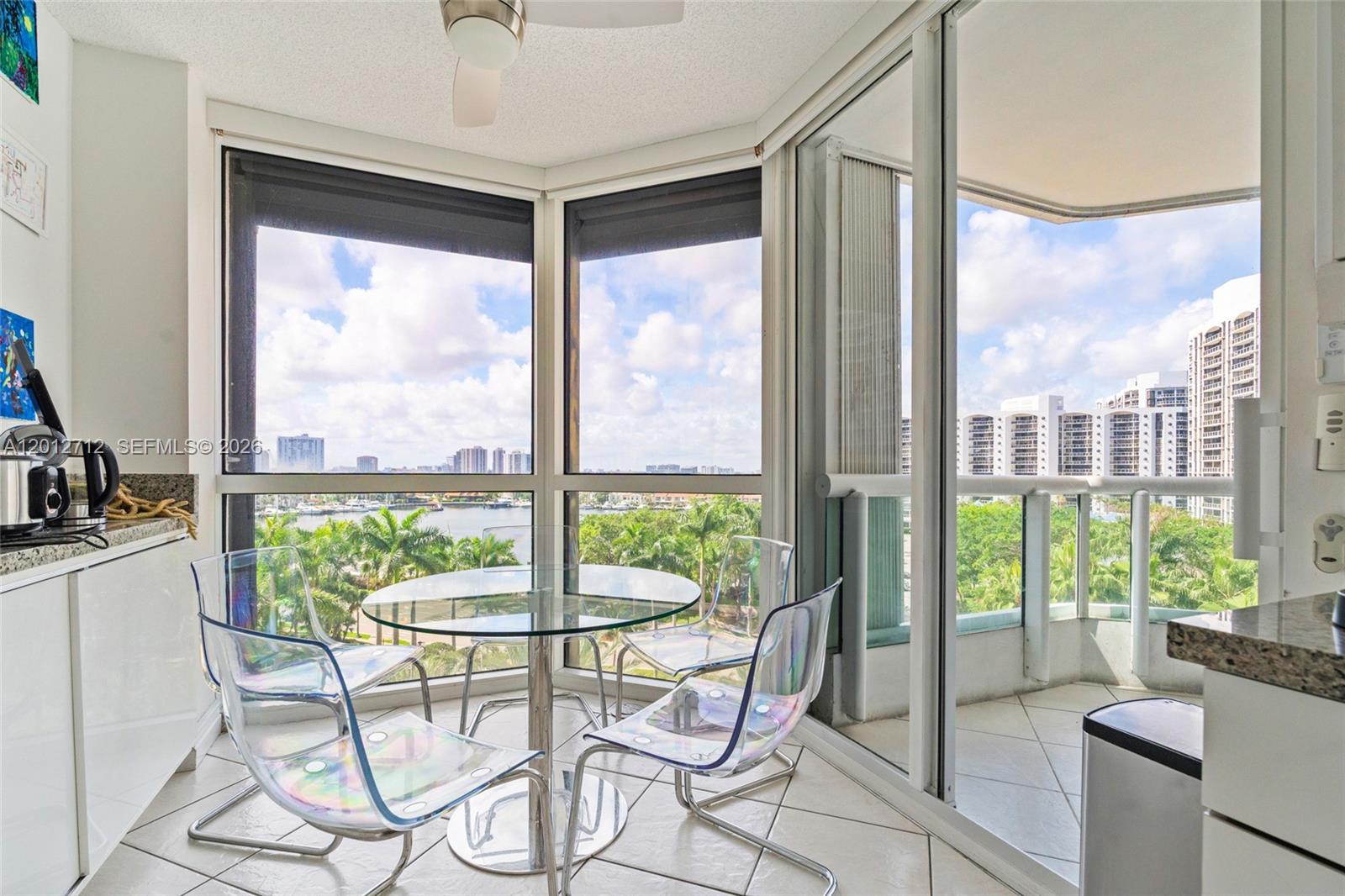 21205 YACHT CLUB DR #805, Aventura FL 33180