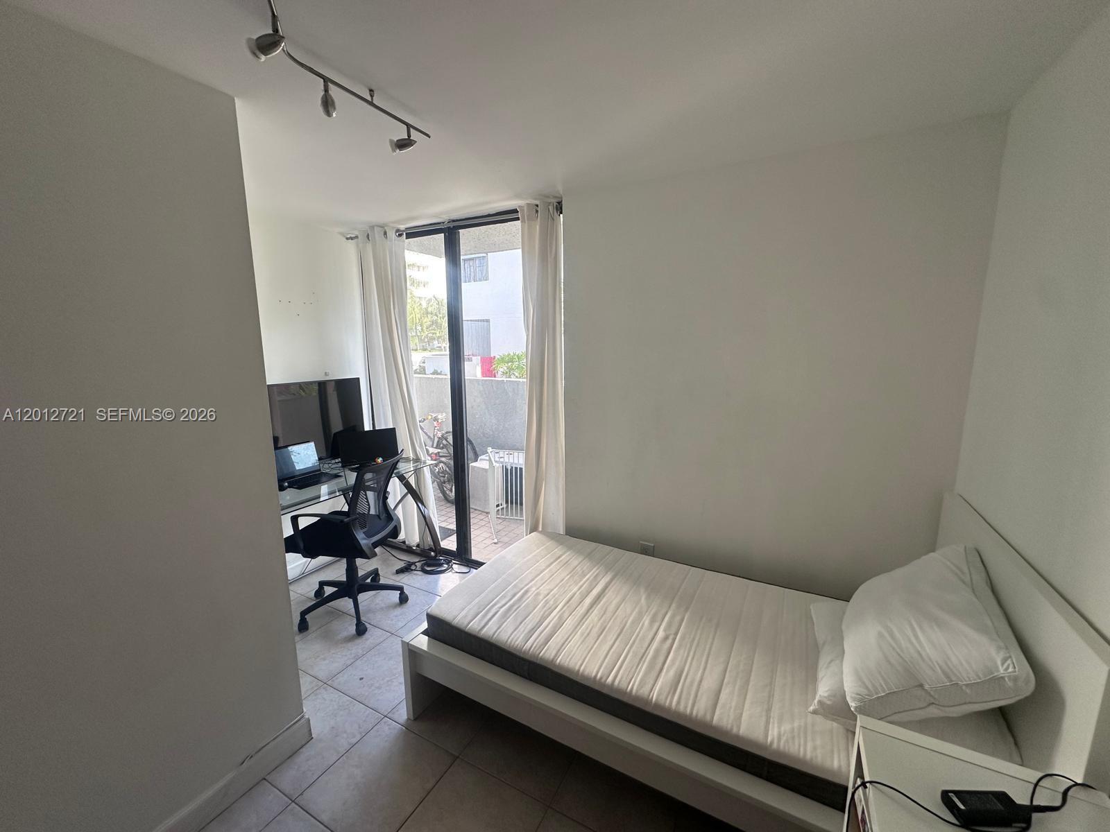 3003 NE 183rd Ln #0, Aventura FL 33160
