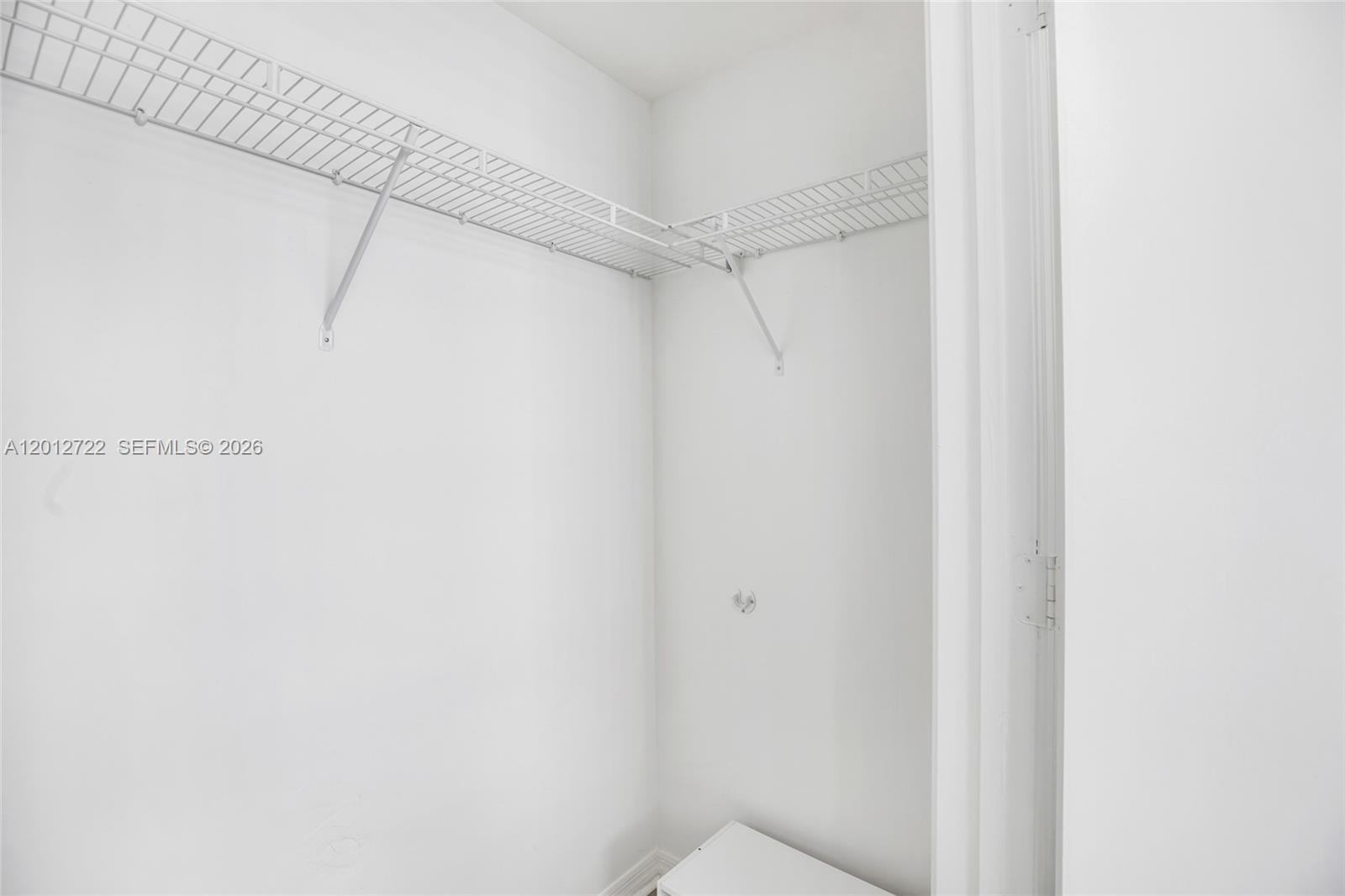 500 Brickell Ave #2508, Miami FL 33131