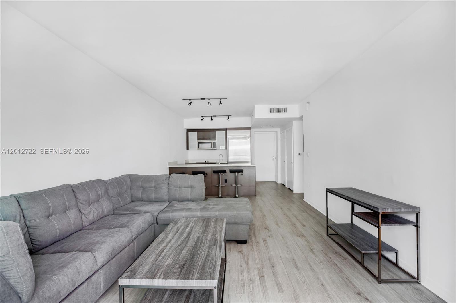 500 Brickell Ave #2508, Miami FL 33131
