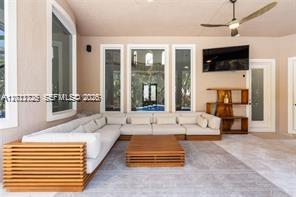 6803 NW 116th Ave, Parkland FL 33076